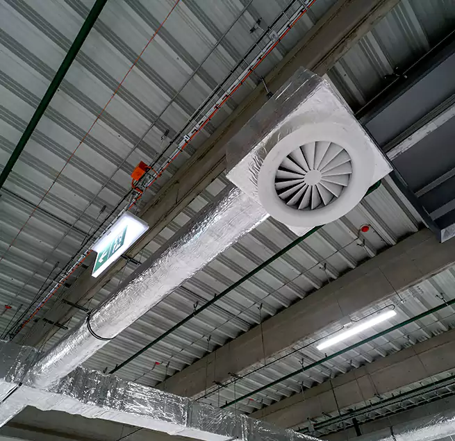 Why Homeowners & Businesses Trust Us in Roselle, IL?